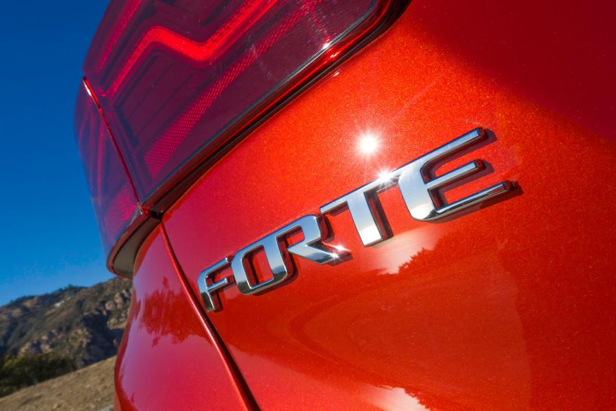 Логотип Kia Forte (BD) 2018 года  (NA) (фото 30 из 52)
